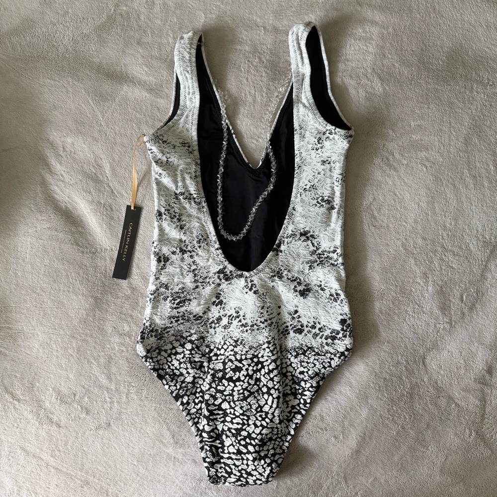 Luxury Swimwear - Picture 5 of 7